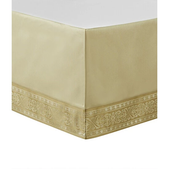 Flash Sale π Waterford Ruffino Collection Jacquard Medallion Reversible Comforter Set Gold β - Image 6