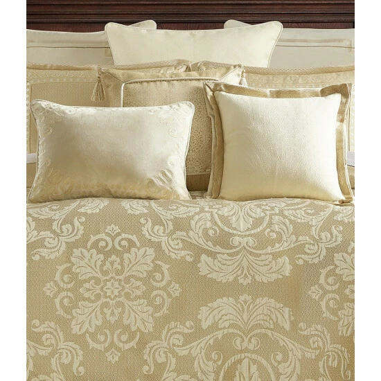 Hot Sale β Waterford Ruffino Collection Trim-Tasseled Reversible Jacquard Square Pillow Gold π - Image 3